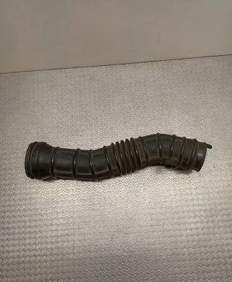 Honda Civic Air intake hose/pipe PM5A