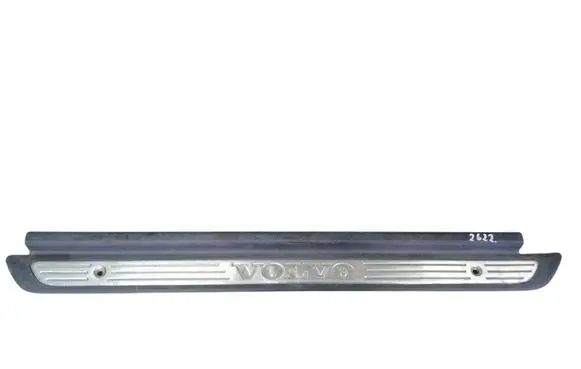 Volvo S40, V40 Front sill trim cover 30818429