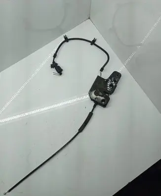 Volkswagen Touran I Engine bonnet/hood lock release cable 1T1823531A