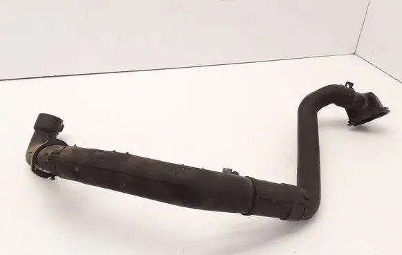 Peugeot 607 Air intake hose/pipe