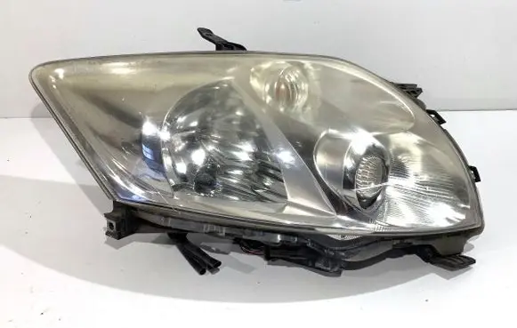 Toyota Auris 150 Headlight/headlamp 