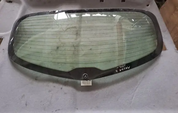 Mazda 3 II Rear windscreen/windshield window 