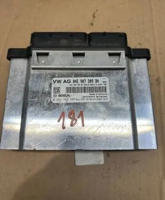 Volkswagen Golf VII Engine control unit/module 04E907309BH 0261S12609 04E907