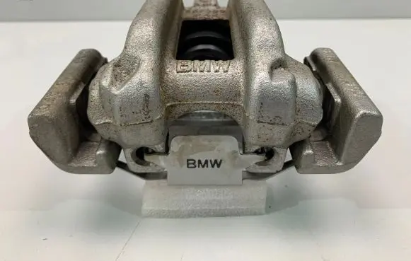 BMW 2 F22 F23 Rear brake caliper 6850857