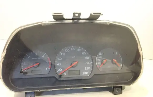 Volvo S40, V40 Speedometer (instrument cluster) 30819869 30922392