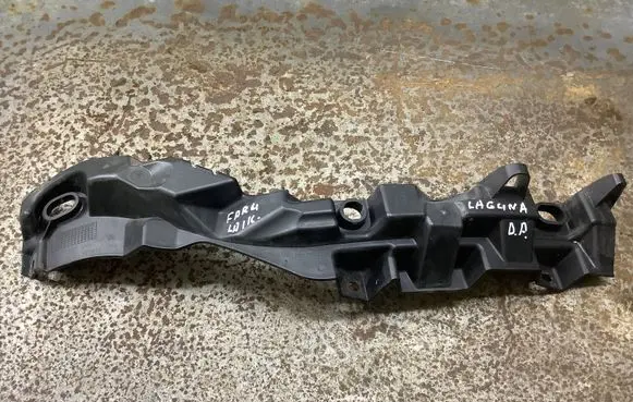 Front bumper mounting bracket