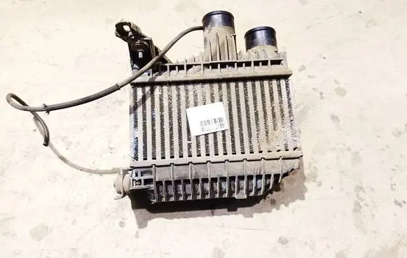 Toyota Avensis T250 Intercooler radiator