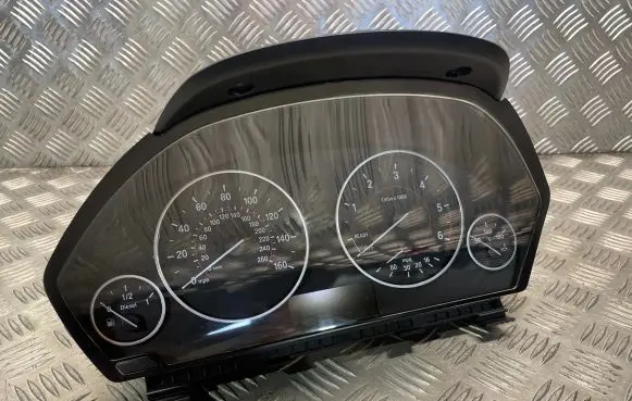 BMW 3 GT F34 Speedometer (instrument cluster) 936593 17649411