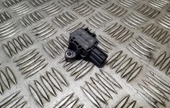 Volkswagen Eos Airbag deployment crash/impact sensor 1Q0955557 022556220210