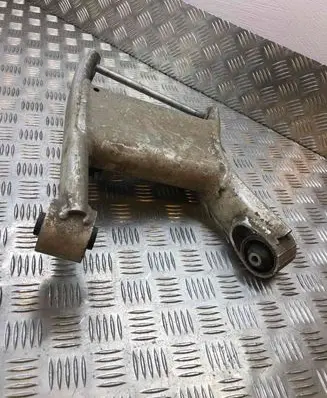 BMW 5 E39 Rear upper control arm/wishbone