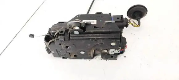 Skoda Octavia Mk2 (1Z) Front door lock 3D1837016AC A00468