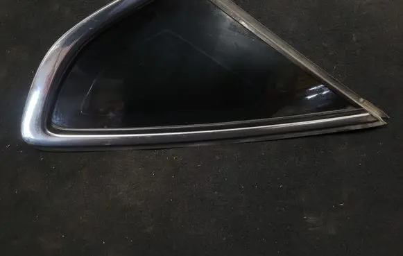 Ford Fusion II Rear side window DS73F29701B
