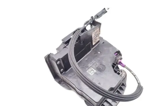 Opel Insignia B Front door lock C3039077 915C303907718S E291270
