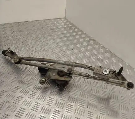 Volvo V70 Front wiper linkage and motor 040507061 30753089 182395