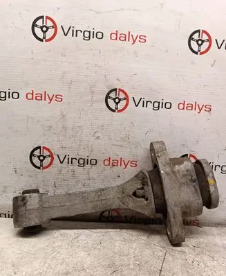 KIA Sportage Engine mount bracket 219572s000