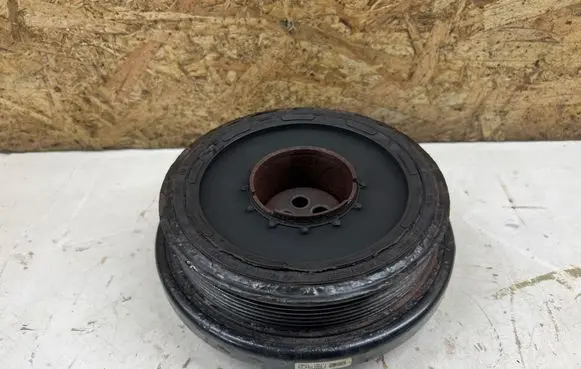 BMW X5 E70 Crankshaft pulley 7800026