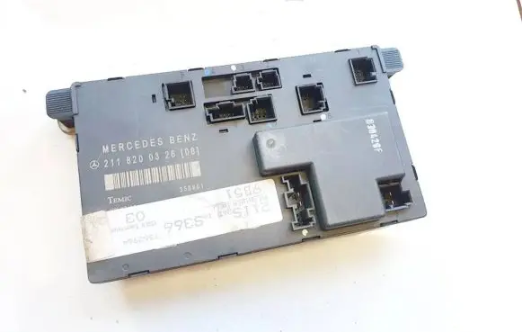 Mercedes-Benz E W211 Door control unit/module 2118200326 356801