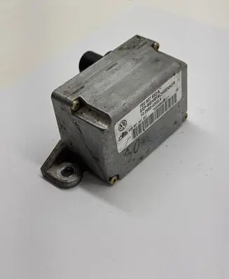 Volkswagen Touareg I ESP acceleration yaw rate sensor 7E0907652A 448801001021 10098503034