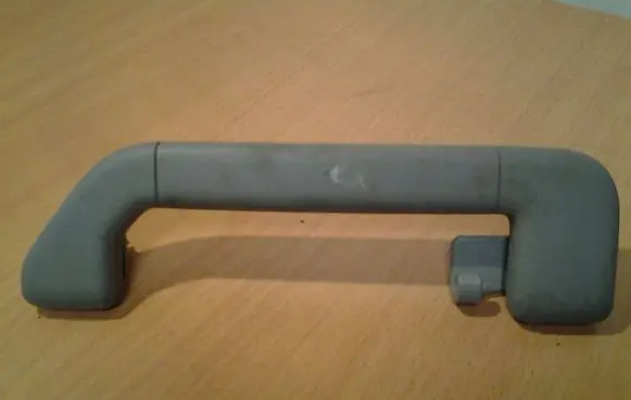 Volkswagen Touareg I Front interior roof grab handle 3D5857608