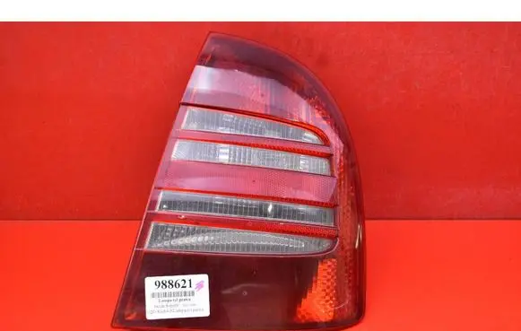 Skoda Superb B5 (3U) Rear/tail lights 3U5945096