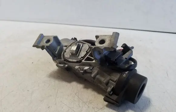 Volkswagen Golf V Ignition lock 1K0905851B 1K0935865