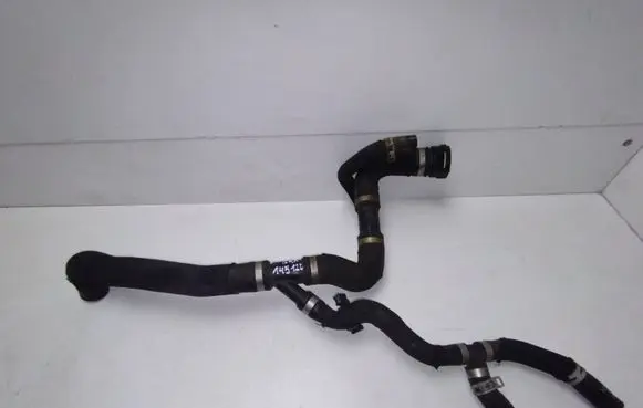 Volvo V60 Engine coolant pipe/hose