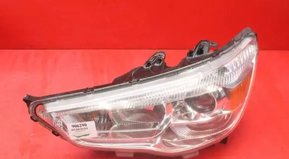 Mitsubishi ASX Headlight/headlamp P9135L