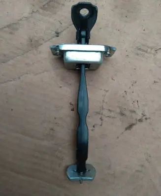 Nissan X-Trail T32 Front door check strap stopper