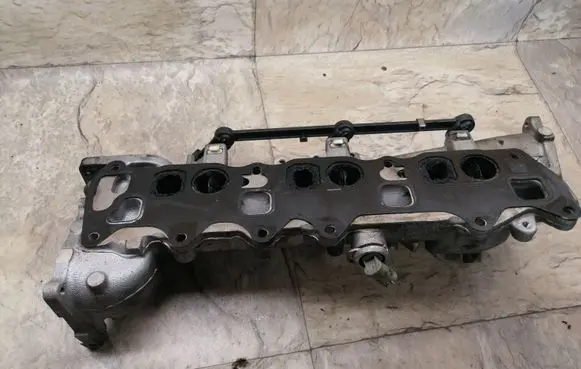 Mercedes-Benz E W213 Intake manifold 01091636 A6420908337