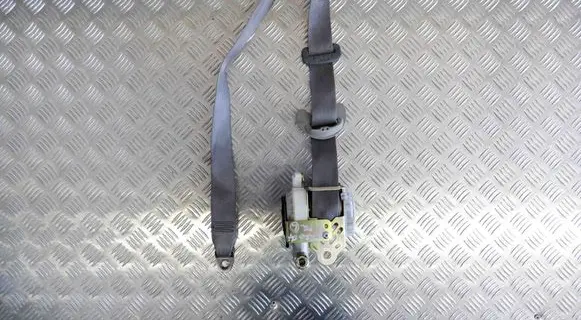 Toyota Prius (XW20) Front seatbelt 7322047070B0 7322047071B0 7322047070