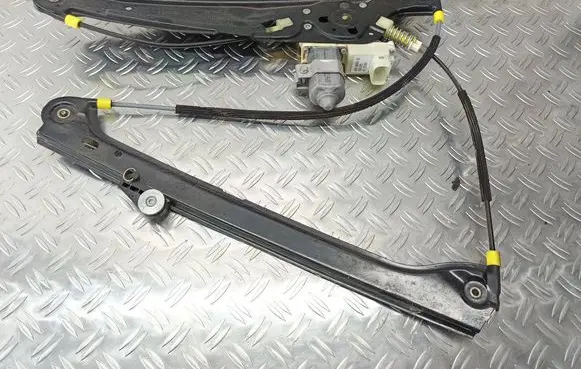 BMW 7 E65 E66 Front door window regulator with motor 7138862 8223826