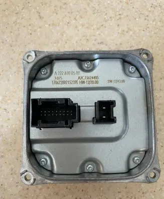 Mercedes-Benz ML W166 LED ballast control module A2228700589