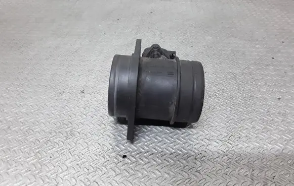 Volkswagen Caddy Mass air flow meter 0281002531 038906461B
