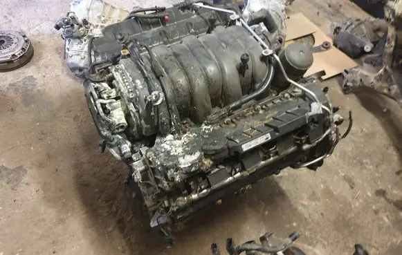 Jaguar XJL Engine 