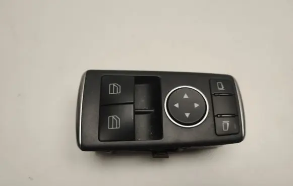 Mercedes-Benz C W204 Electric window control switch A1729056800