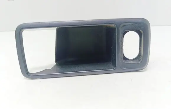 Other rear door trim element