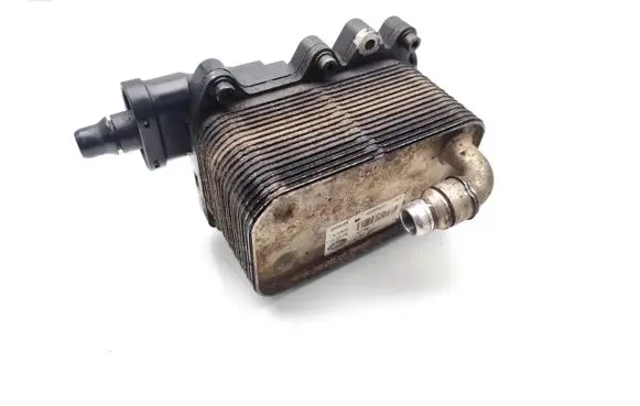 Engine oil radiator