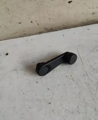 BMW 1 E81 E87 Rear door window winding handle 8122503