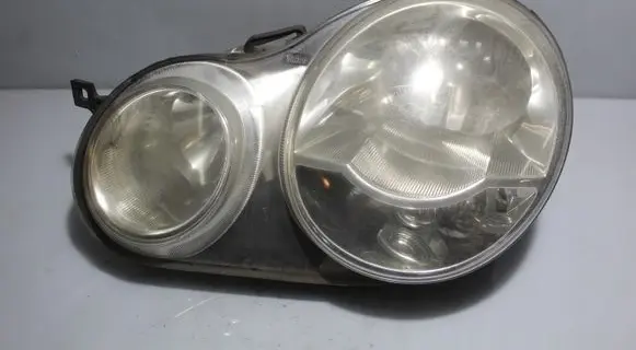 Volkswagen Polo Headlight/headlamp