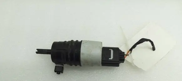 BMW 1 F20 F21 Windscreen/windshield washer pump 7298309 67127298309