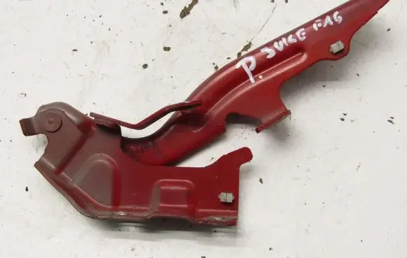 Nissan Juke II F16 Engine bonnet/hood hinges 144105