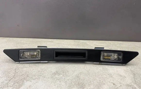 Audi A4 S4 B7 8E 8H Tailgate/trunk/boot exterior handle 8E0827657H 8E0827657G