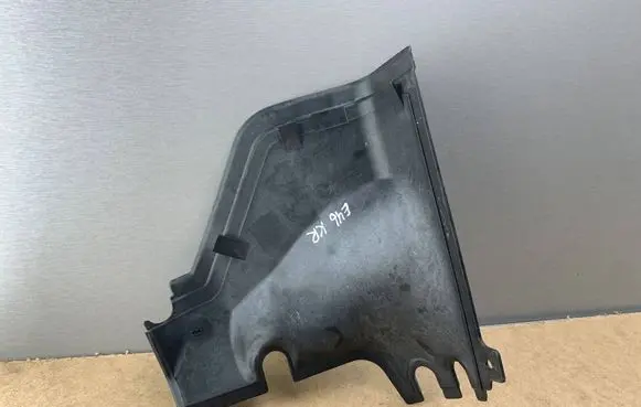 BMW 3 E46 Other engine bay part 51718202799 8202799