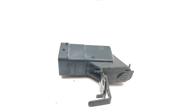 Renault Trafic III (X82) Glow plug pre-heat relay 8200798585