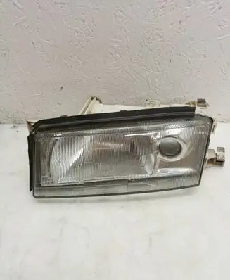 Skoda Octavia Mk1 (1U) Headlight/headlamp 205296B 205296