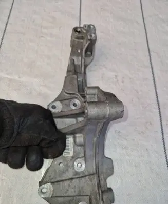 Fiat Ducato Generator/alternator bracket 5802401937