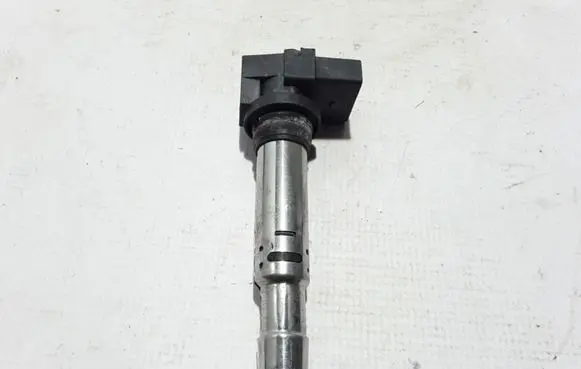 Volkswagen Caddy High voltage ignition coil 036905715