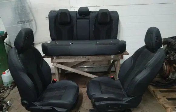 Peugeot 308 Seat set 