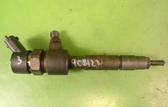 Fiat Doblo Fuel injector 0445110068