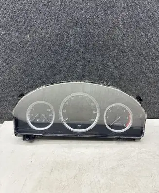 Mercedes-Benz C W204 Speedometer (instrument cluster) A2049004102
